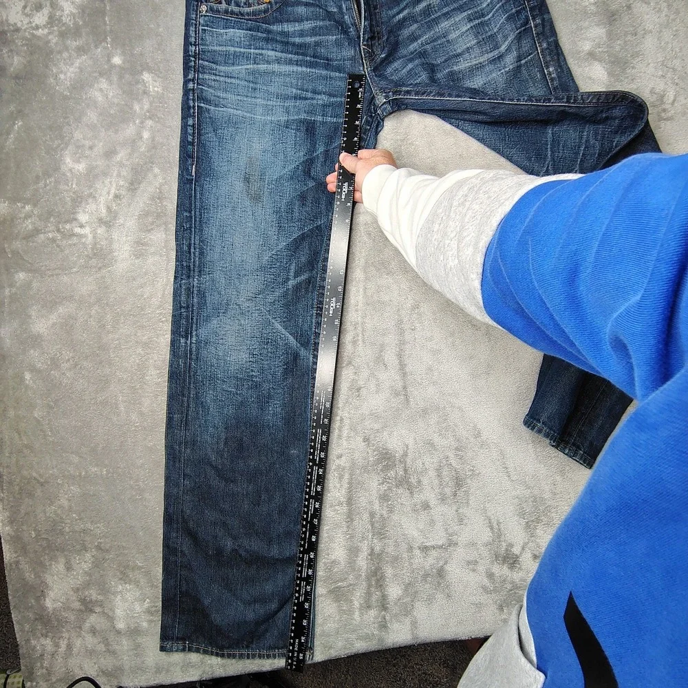True Religion Bobby Jeans Mens 36x35 Blue Straight Leg Faded Distressed USA Made